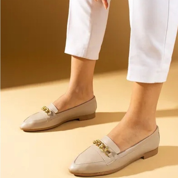 Salvatore ferragamo suede flats🌴 - Picture 1 of 7